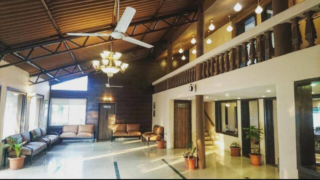 Presidency Highland Resort Koynanagar Eksteriør billede