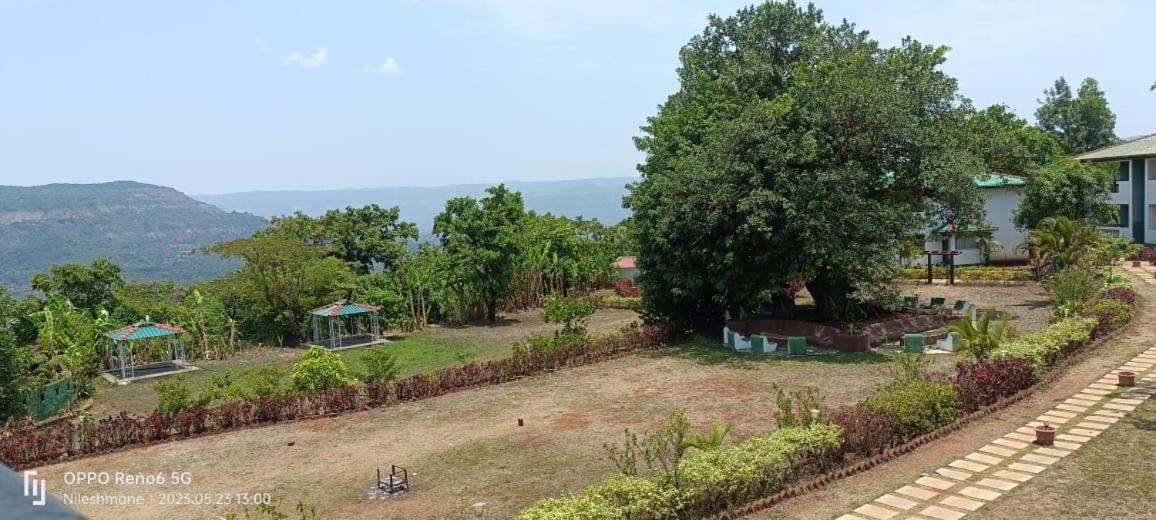Presidency Highland Resort Koynanagar Eksteriør billede