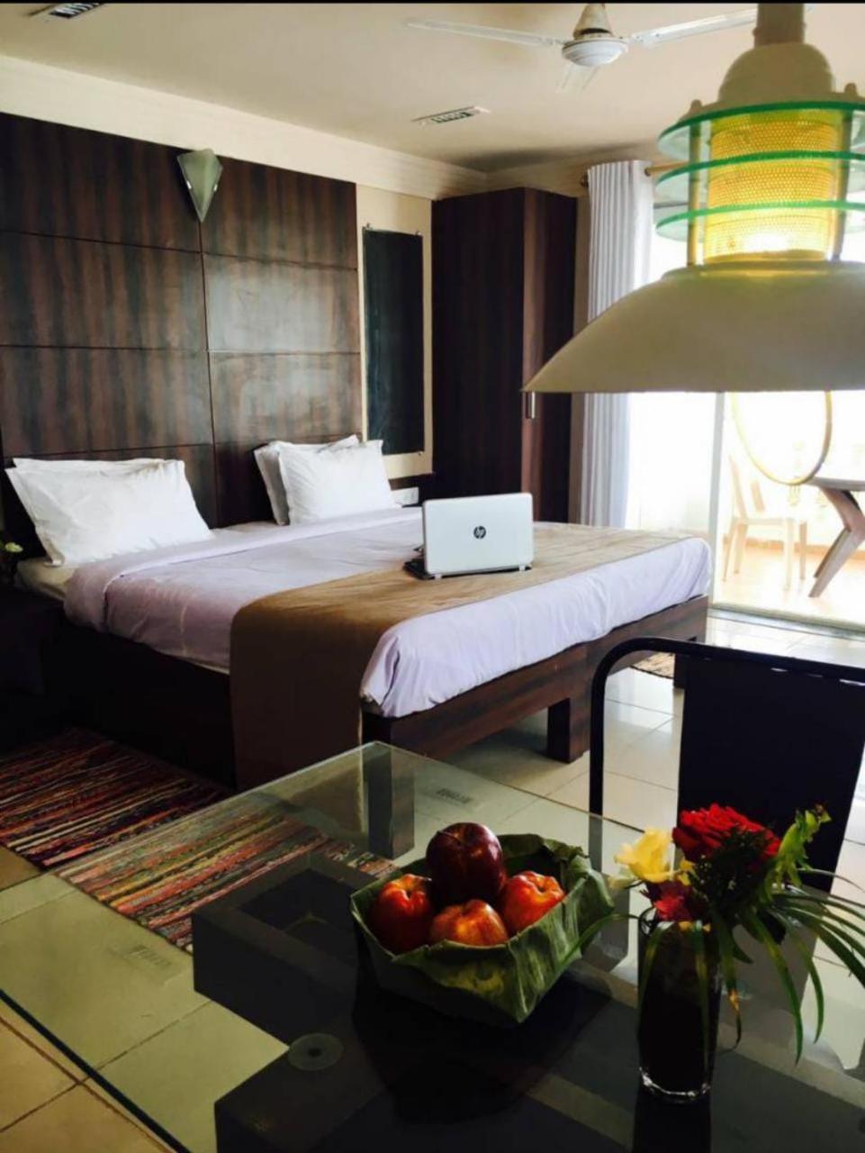 Presidency Highland Resort Koynanagar Eksteriør billede