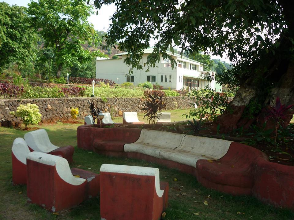 Presidency Highland Resort Koynanagar Eksteriør billede